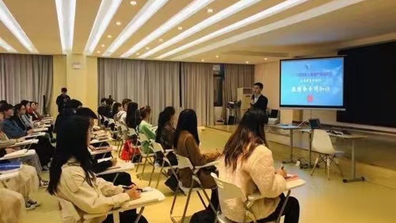 上海中国舞培训学校对比